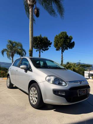 FIAT PUNTO 1.4 ATTRACTIVE 8V FLEX 4P MANUAL FIAT PUNTO 1.4 ATTRACTIVE 8V FLEX 4P MANUAL